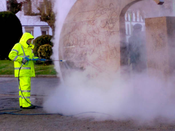 Best Pressure Washing Contractors  in Laredo, TX